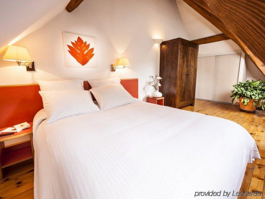 Privilodges Chateau Perrin Гренобль Номер фото